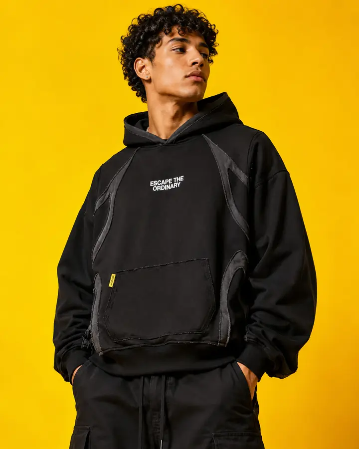 Hoodie, produit par Klak